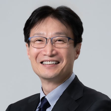 Kunihiro Ueno Headshot