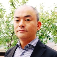 鳥井 武志氏